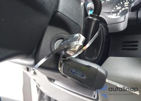 2019 Ford F-150 Xl z USA, uszkodzony, nr VIN 1FTMF1C5XKKD92215